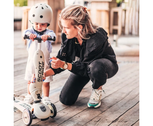 Patinete Scoot and Ride de la serie Highwaykick-1, gris claro, 1-5 años