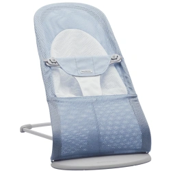 Крісло-шезлонг Balance Soft BabyBjörn (тканина сітка) - Блакитний/білий - зображення