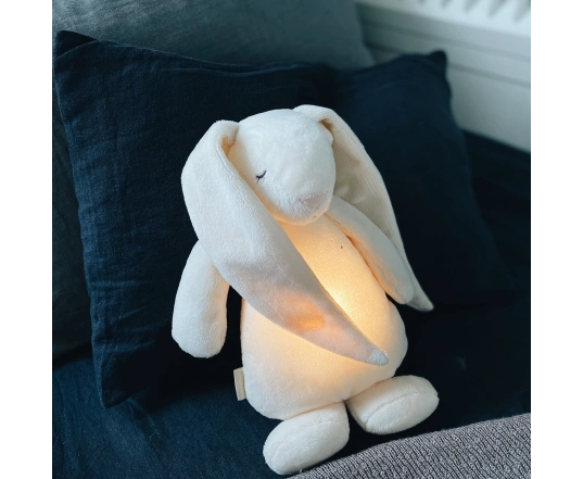 Conejito musical con luz de noche MOONIE 2.0 Cream