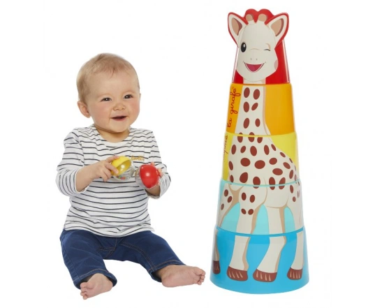 Gran Pirámide Vulli Sophie la girafe