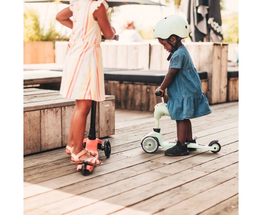 Patinete Scoot and Ride de la serie Highwaykick-1, gris claro, 1-5 años