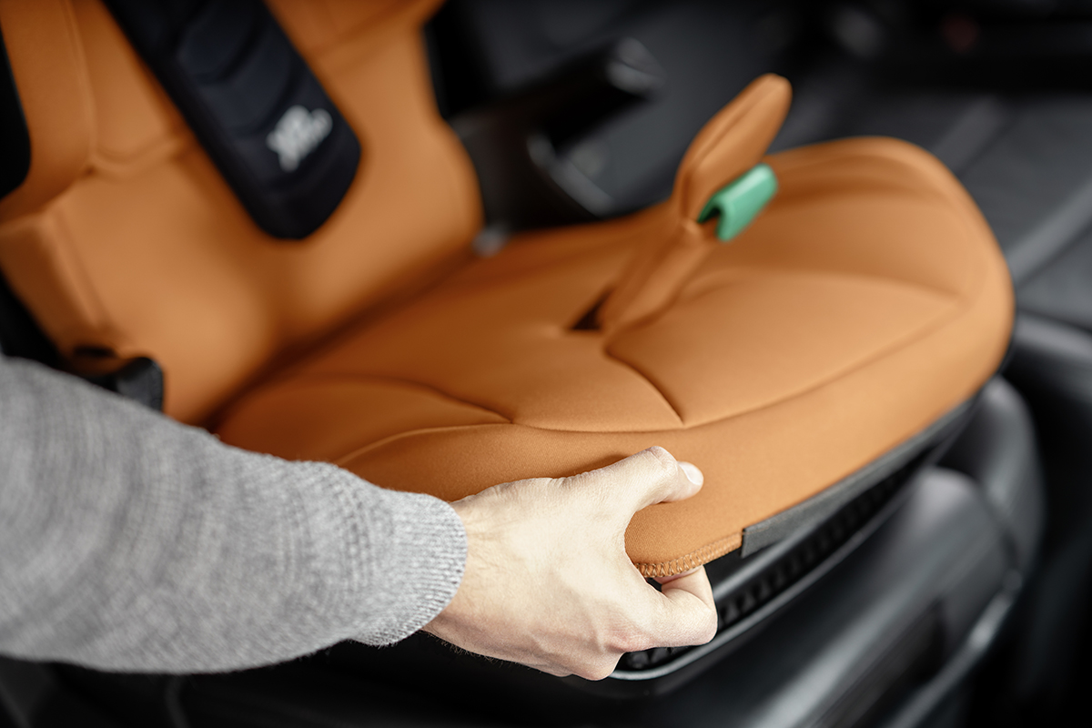 Автокрісло Britax Römer KIDFIX PRO LUX Warm Caramel | KIDSLINE-45 - зображення